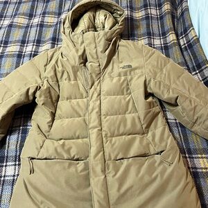 The North Face Women's Puffer Jacket - Olive
